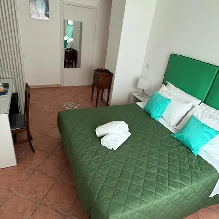 Bed & Breakfast Ambasciata Relais 4*